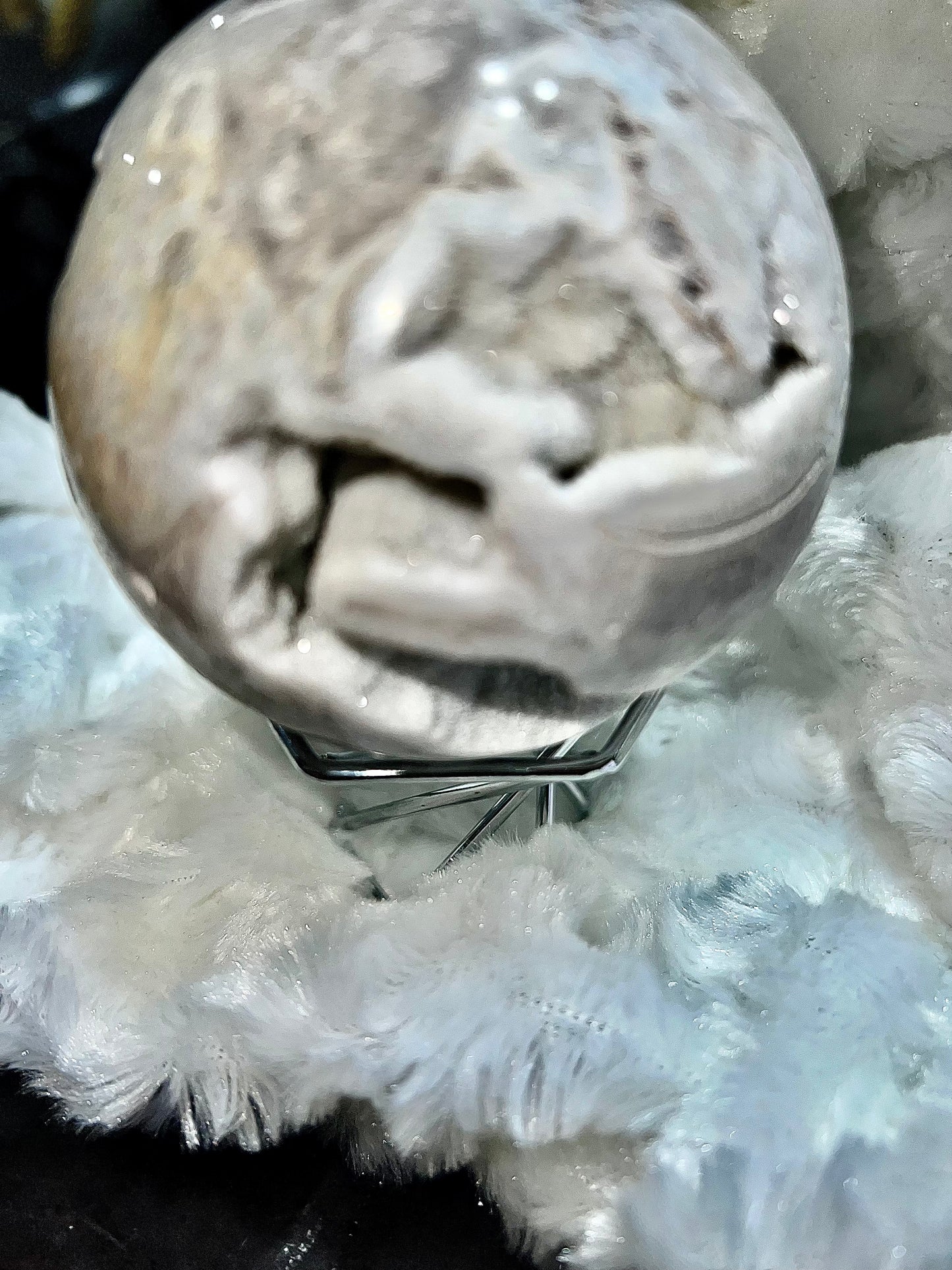Lace Agate w/ Druzy